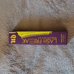 Urban Decay Lash Freak